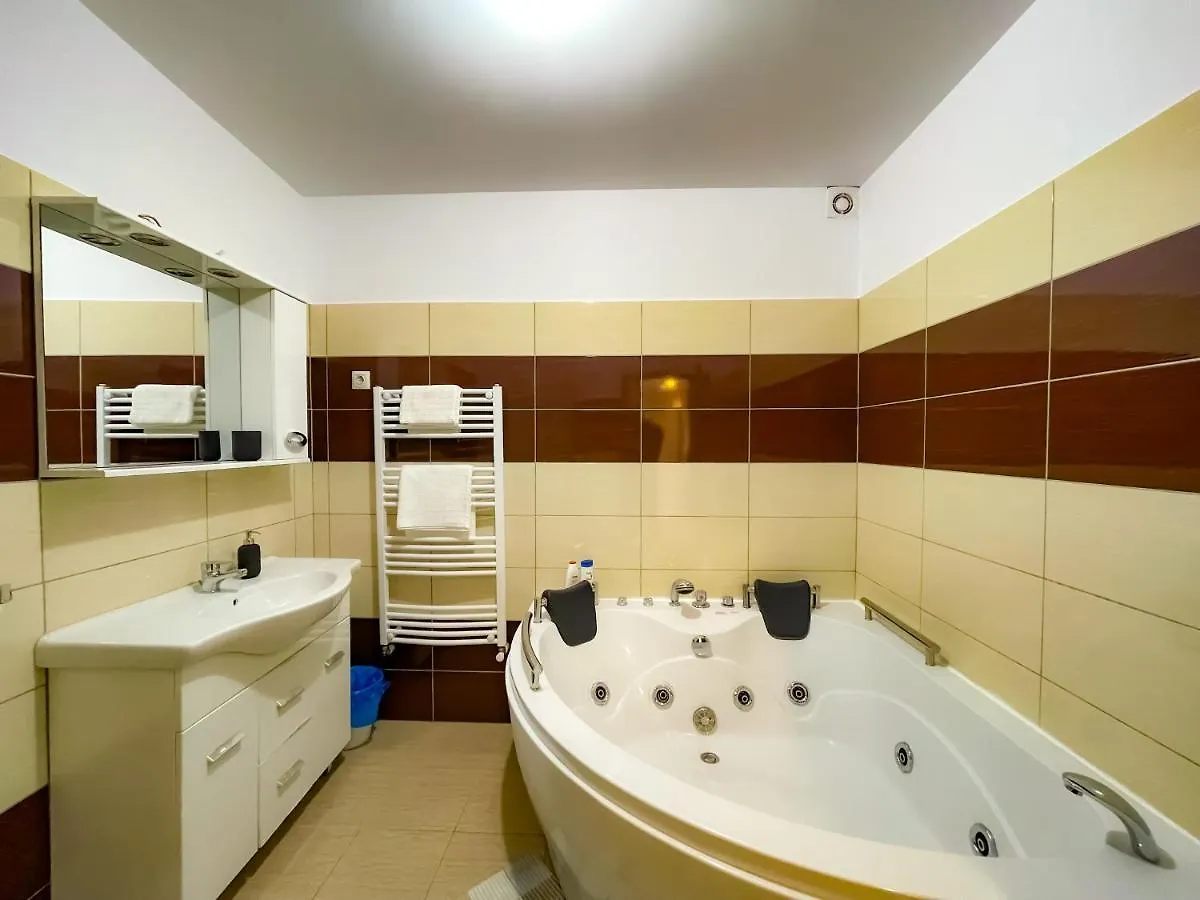 Cool Flat With Hot Tub In The Old Town Apartment Bucharest
